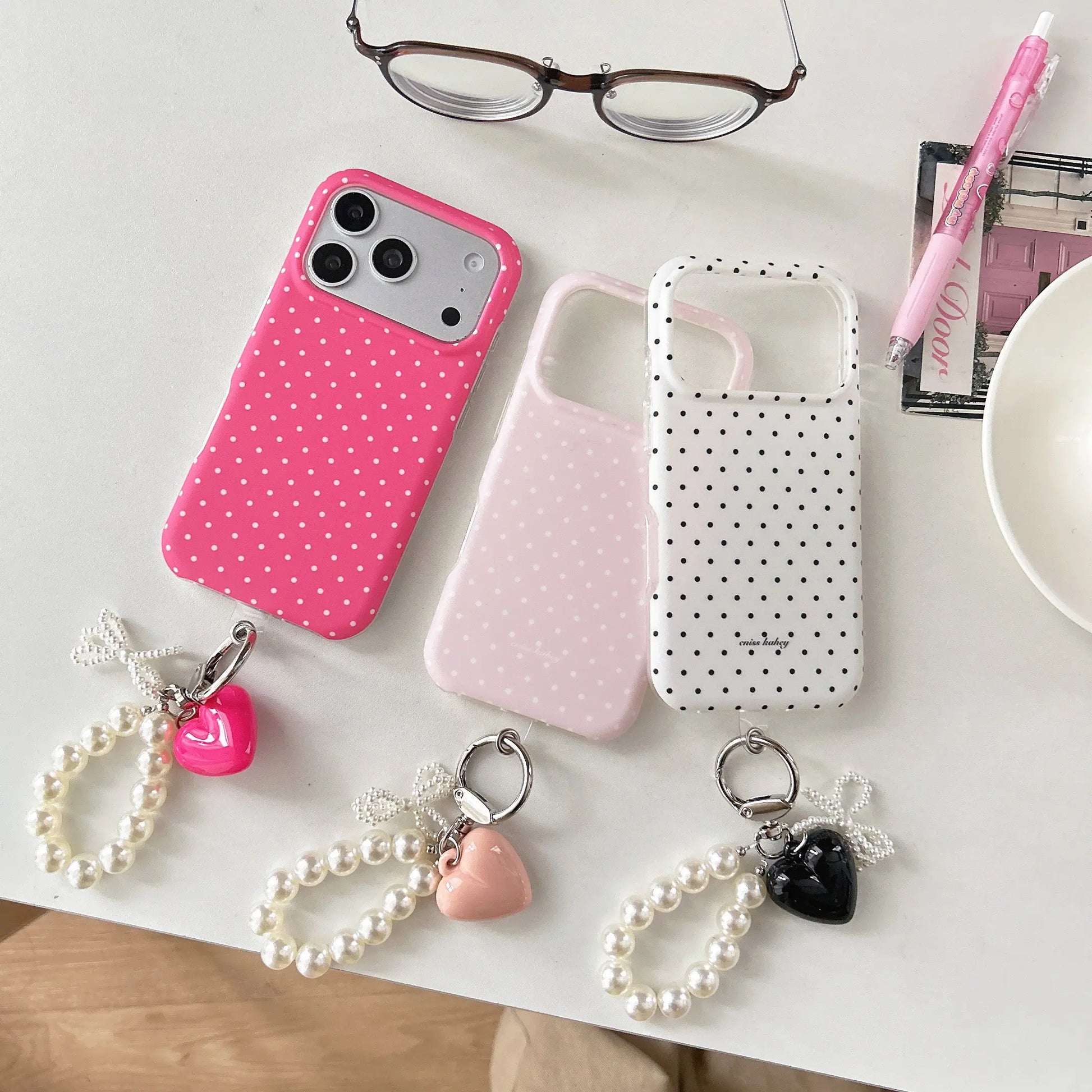Creative Fashion Double-Layer Half-Wrapped Shockproof Durable TPU Protective Case, Shockproof Smartphone Accessories, Solid Polka Dot Pattern with Cute Heart Charm, Ideal Gift for Girls, 3 Colors for Iphone 17 Pro Max