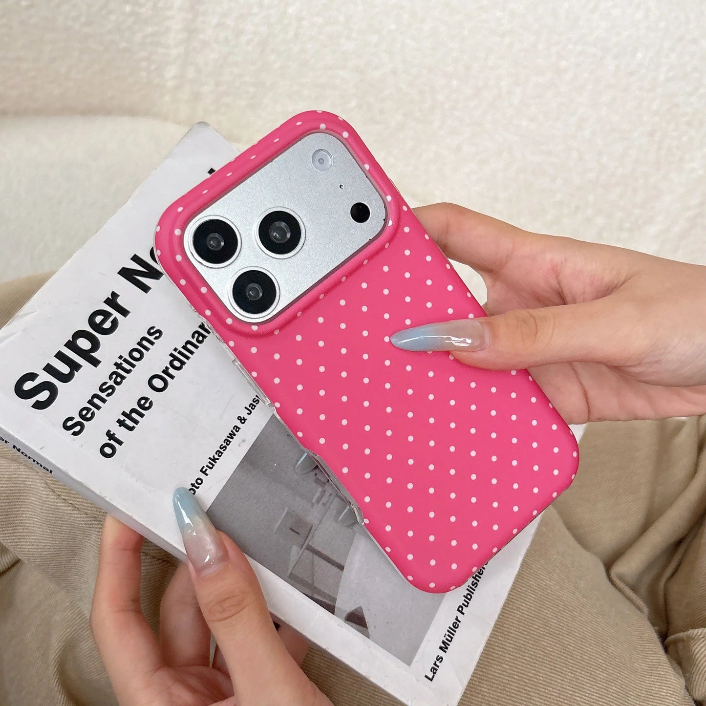 Creative Fashion Double-Layer Half-Wrapped Shockproof Durable TPU Protective Case, Shockproof Smartphone Accessories, Solid Polka Dot Pattern with Cute Heart Charm, Ideal Gift for Girls, 3 Colors for Iphone 17 Pro Max