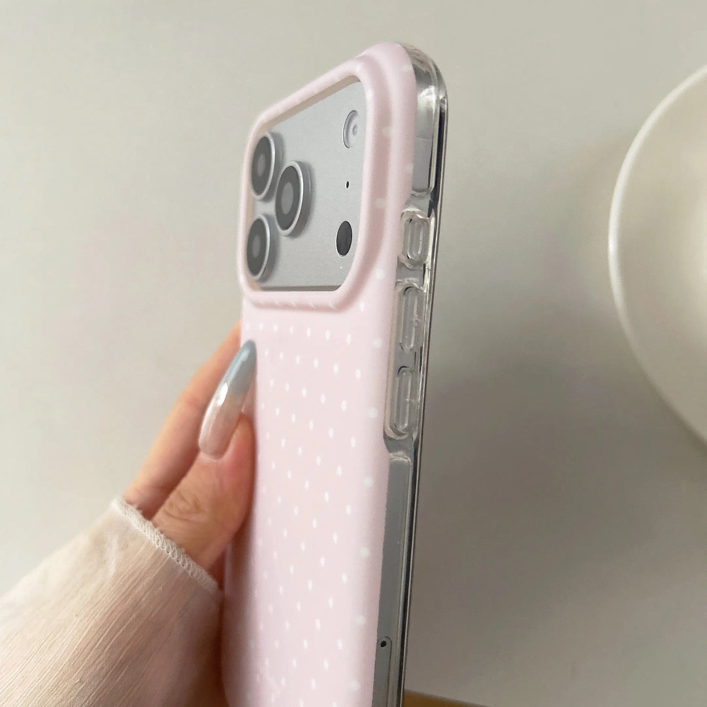 Creative Fashion Double-Layer Half-Wrapped Shockproof Durable TPU Protective Case, Shockproof Smartphone Accessories, Solid Polka Dot Pattern with Cute Heart Charm, Ideal Gift for Girls, 3 Colors for Iphone 17 Pro Max