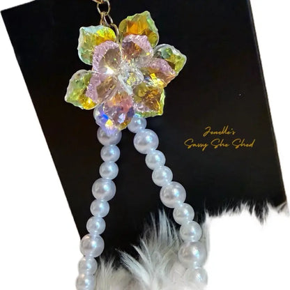 Elegant Crystal Lotus Pearl Phone Wristlet - Chic Fashion Accessory for Every Occasion